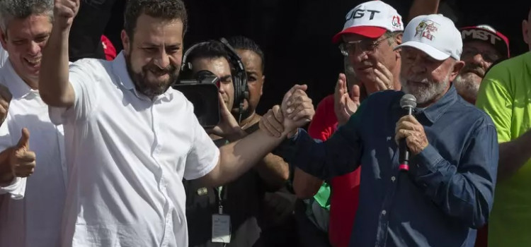 Lula pede voto em Boulos em ato esvaziado do 1º de maio