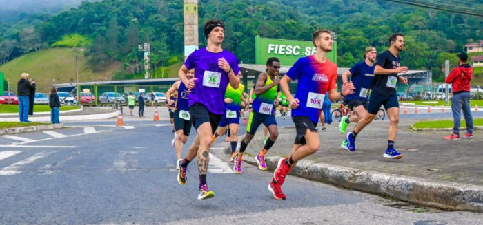 Corrida do Sesi altera trânsito no centro de Blumenau amanhã