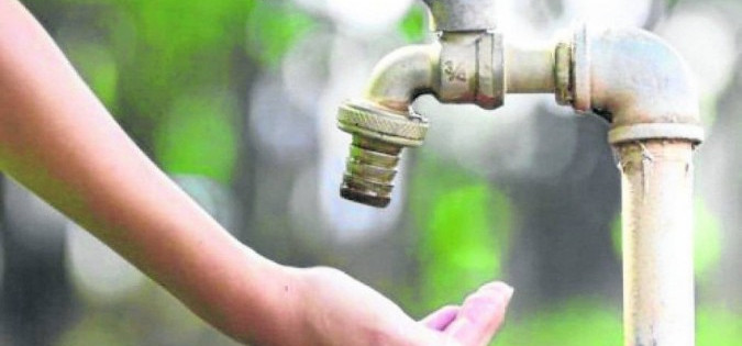 Moradores sofrem com falta de água em calor de 37,6°C