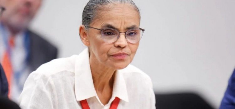 Lula convoca Marina Silva para reunião com coordenação