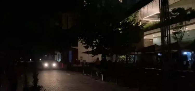 Cerca de 15 mil imóveis ainda estão sem luz