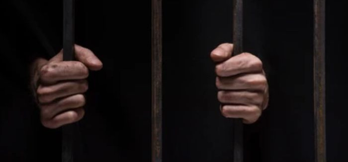 Presos não podem mais votar: aprovada proibição em novo projeto de lei