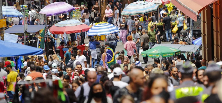Expectativa de vida do brasileiro sobe para 75,5 anos