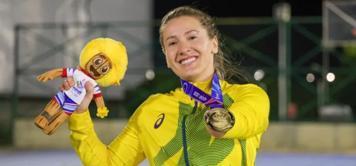 Suzana Nahirnei conquista medalha de ouro na Colômbia