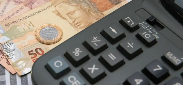 País crescerá 2,4% em 2025