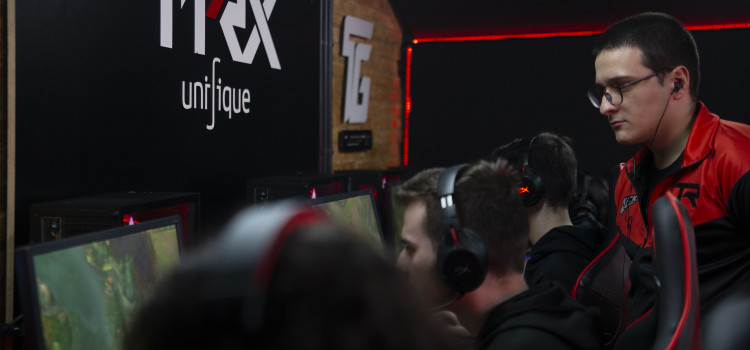 T-Rex cria divisão de eSports