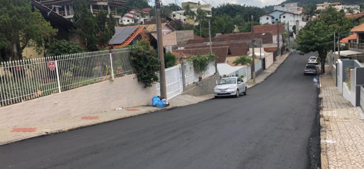 Ruas na Velha ganham nova pavimentação nesta semana