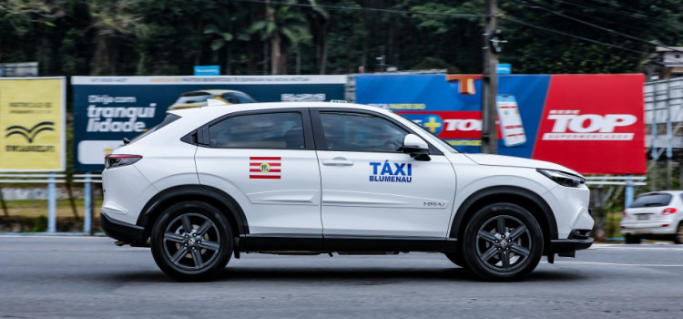 Vacinação contra o sarampo foca em taxistas e motoristas de app