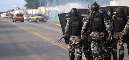 Greve dos caminhoneiros perde fôlego no décimo dia