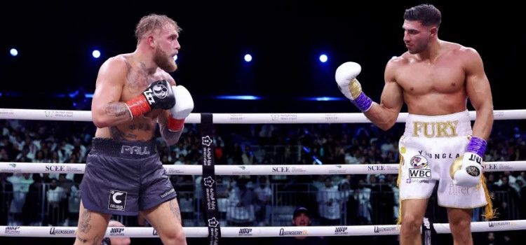 Jake Paul perde primeira luta no boxe para Tommy Fury