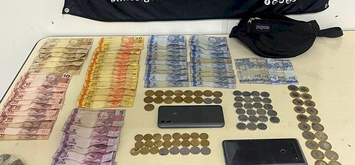 PM prende quatro traficantes e dois ladrões