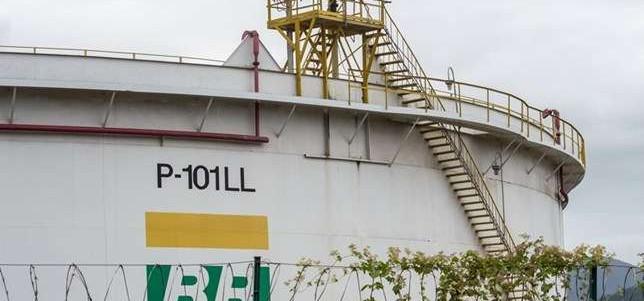 Valor da Petrobras cai R$ 91 bi após preço do petróleo desabar