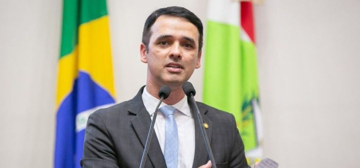 Marcos da Rosa troca de partido e acirra disputa no PL de Blumenau