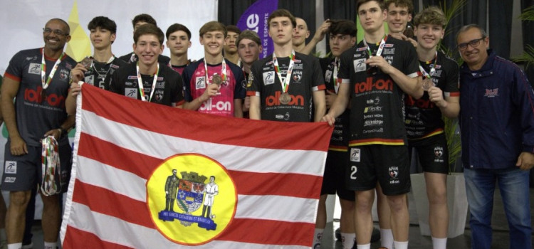 Blumenau encerra Olesc com seis pódios