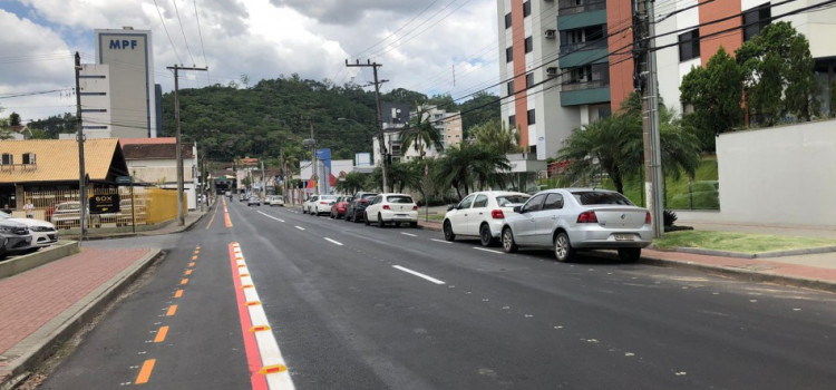 Revitalização da Rua Marechal Deodoro recebe acabamentos finais