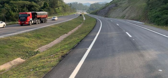 BR-470: 11 km pendentes desafiam motoristas no Vale do Itajaí