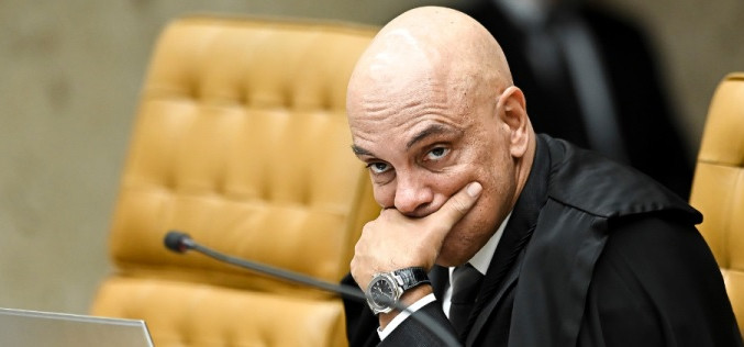 Marques e NOVO protocolam pedido de impeachment de Alexandre de Moraes