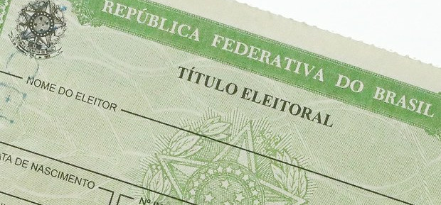 Foragido é preso tentando fazer título de eleitor