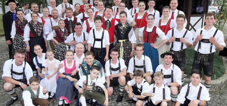 Dança folclórica é atração cultural na Rota de Lazer