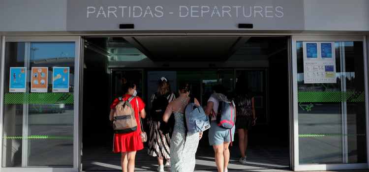 Portugal barrou 24 brasileiros em nove dias de reabertura para turistas