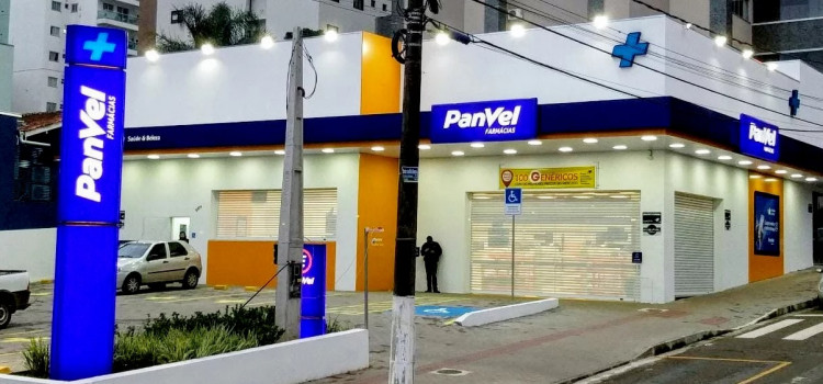 Panvel da Rua São Paulo é assaltada