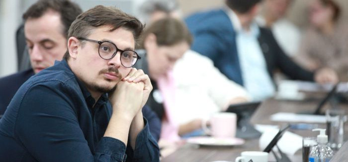 Desconecta Blumenau: lei quer reduzir uso de telas por crianças na cidade