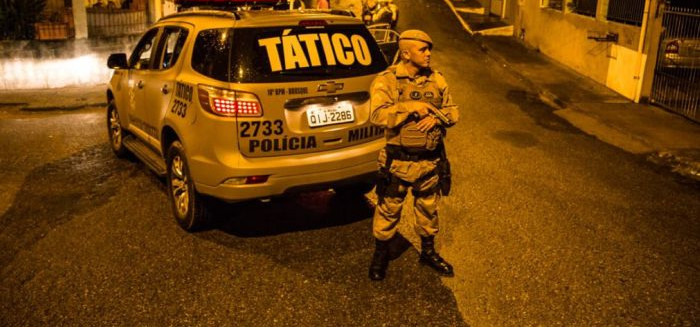 PM prende homem por tráfico de drogas no bairro Itoupava Norte