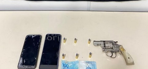 Foragidos são presos na Rua das Missões