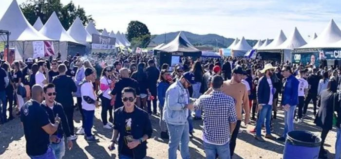 Gaspar muda Stammtisch para a rua e adota modelo de Blumenau