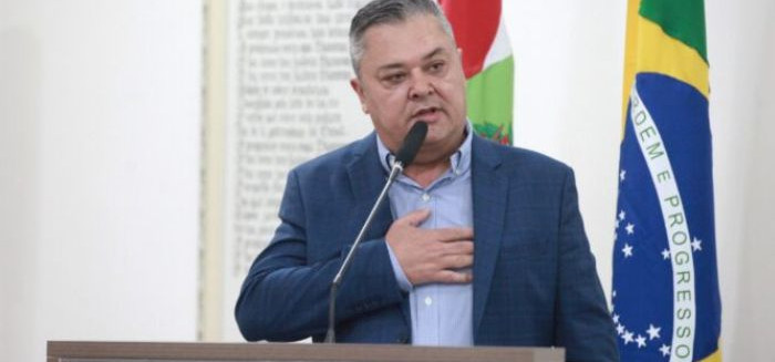 Indiciamento de Almir Vieira: defesa se manifesta e Câmara