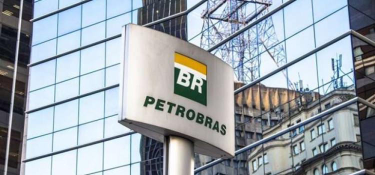 Petrobras vai manter preço da gasolina