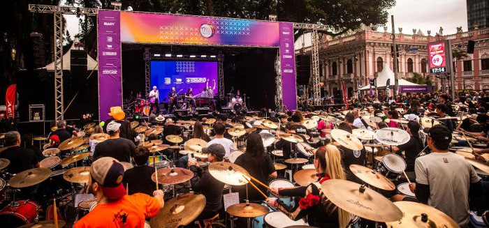 Orquestra de Baterias de Florianópolis celebra 13 anos com rock e pop