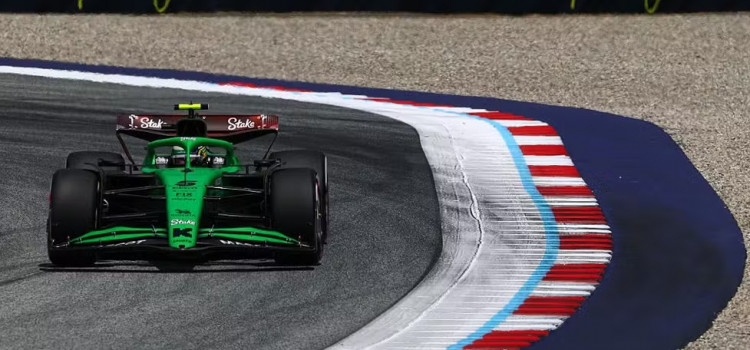 Bortoleto é 6º e Russell lidera 1º treino livre