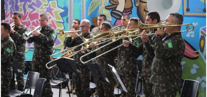 Blumenau abre o projeto Pátria na Cidade na EBM Almirante Tamandaré