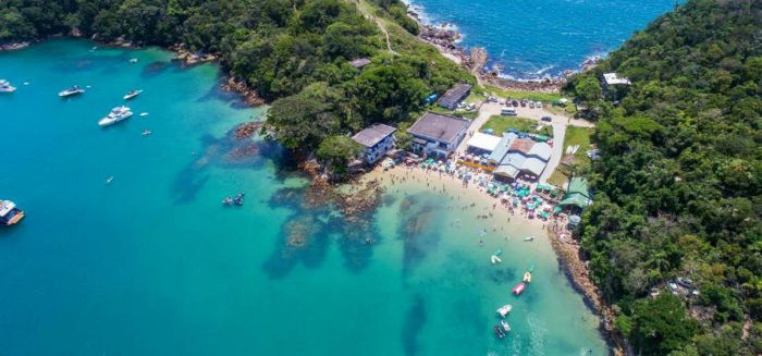 Cinco praias de Bombinhas avançam em selo azul