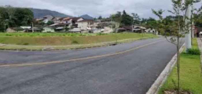 Corpo de homem desaparecido é encontrado em área de mata na Itoupava Central