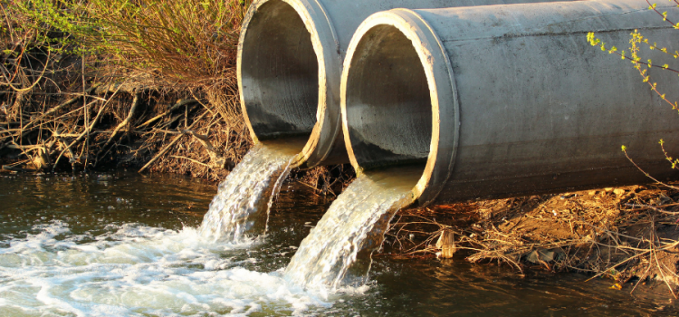 MPSC trava aditivo de contrato de esgoto em Blumenau