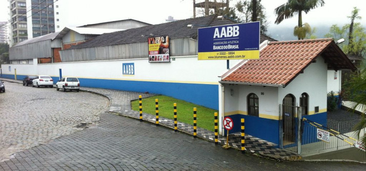 Restaurante da AABB tem princípio de incêndio