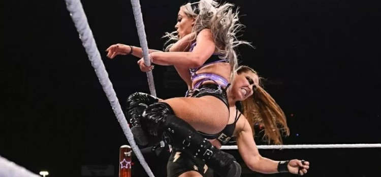 Ronda Rousey ataca juiz e é suspensa do WWE