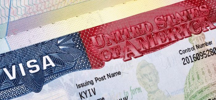 EUA exigem caução de US$ 15 mil para vistos de 50 países