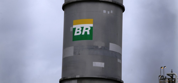 Petrobras anuncia redução do preço do diesel e da gasolina