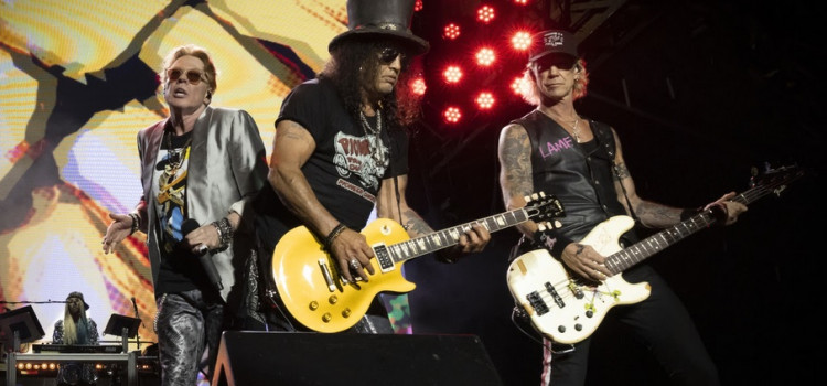 Pré-venda de ingressos para show do Guns N' Roses em SC