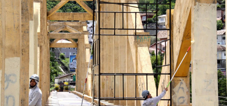 Trânsito na Ponte dos Arcos será fechado neste fim de semana