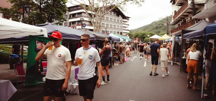 Feira da Estação reúne mais de 60 atrações domingo