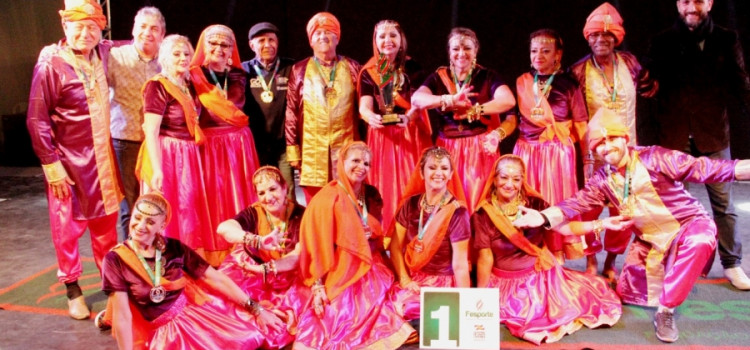 Inspirada em Bollywood, Floripa vence a dança popular