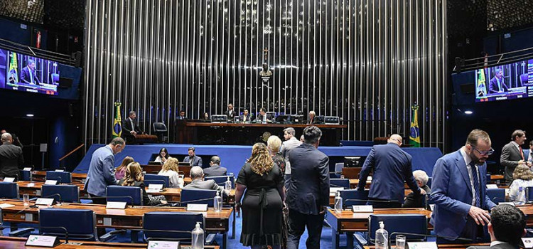 Senado aprova nova chance para réu antes de cobrança