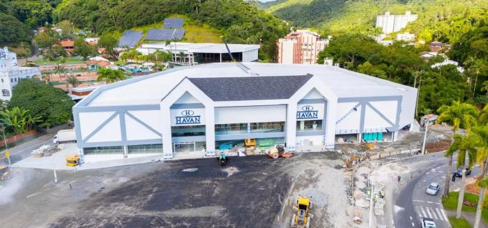 Havan inaugura quinta megaloja em Blumenau sábado