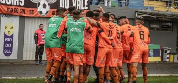 Santa Catarina x Cuiabá: CBF altera horário de decisão na região