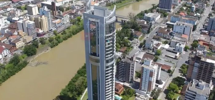 Blumenau lidera alta imobiliária em SC com salto de 7,15%
