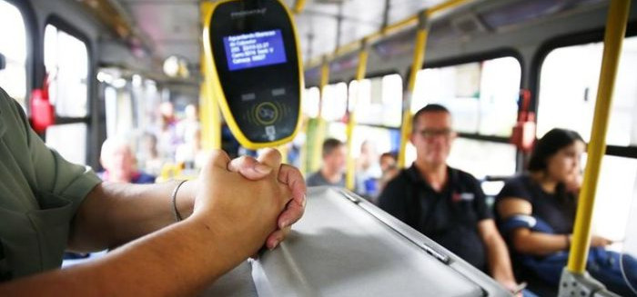 Projeto do agente de bordo é inconstitucional, diz CCJ